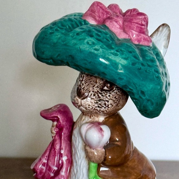 Benjamin Bunny Music Box Vintage Schmid Rotating Peter Rabbit Figurine - Picture 8 of 12